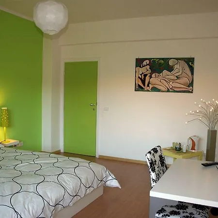 At Bed & Breakfast 2*