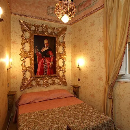 Antica Dimora Delle Cinque Lune Hotel Rome