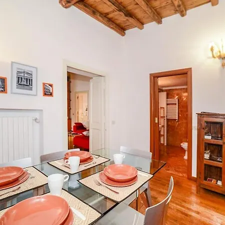 Pantheon 2 - Large In The Hearth Of A Apartment *