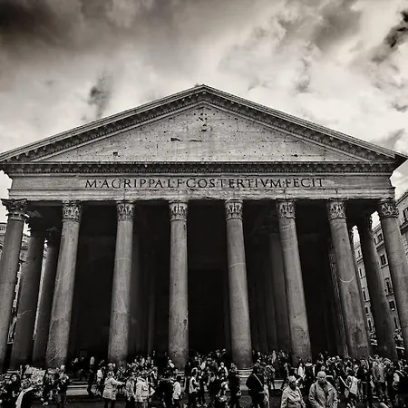 Pantheon 2 - Large In The Hearth Of A * Rome