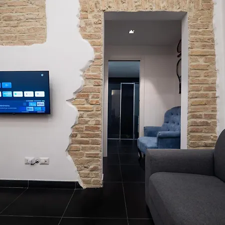 Conte House - 2 *