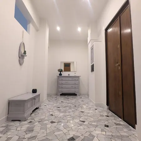 Romane Apartamento