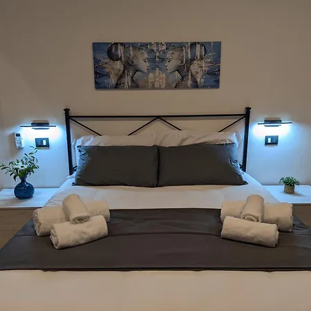 Apartment Romane *