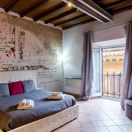 Apartment Pantheon Large In The Heart Of S