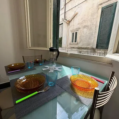 Sweet Vicolo Rome