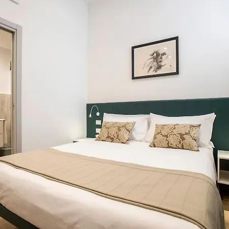 Tibi Apartament *
