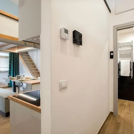Apartament Tibi *