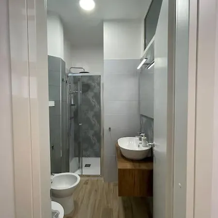 Apartment Nuovo San Giovanni!