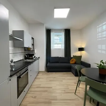 Nuovo San Giovanni! Apartment *
