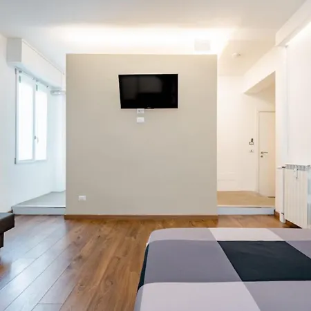 Guest house Lilia Charming House *