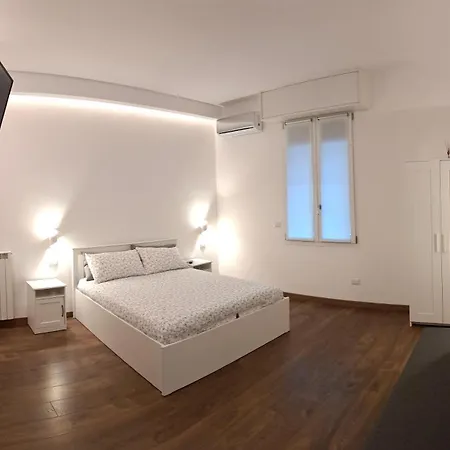 Lilia Charming House * Rome