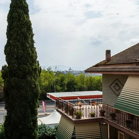 San Pietro Penthouse Apartment *