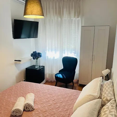 Apartment Aniene *