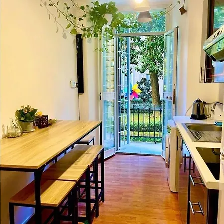 Parisa House Рим