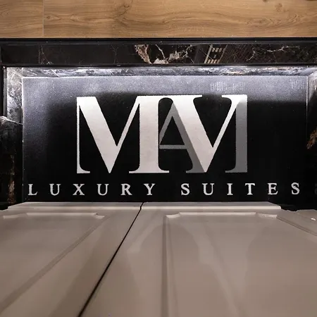 Mavi Luxury * Roma