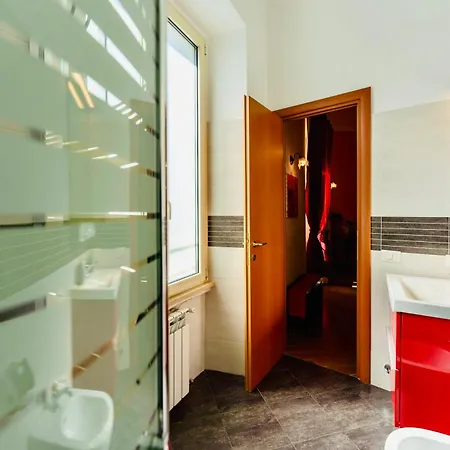 Miclad Colosseum Guest House 3*