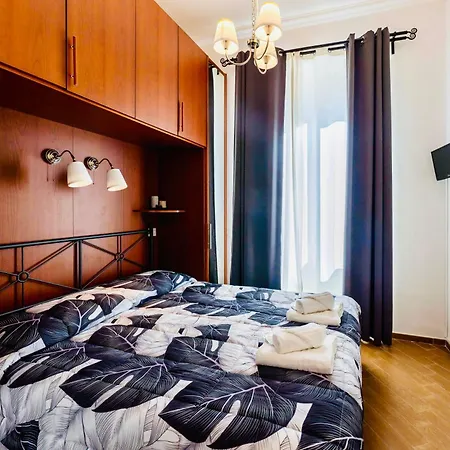 Miclad Colosseum Guest House Bed & Breakfast 3*