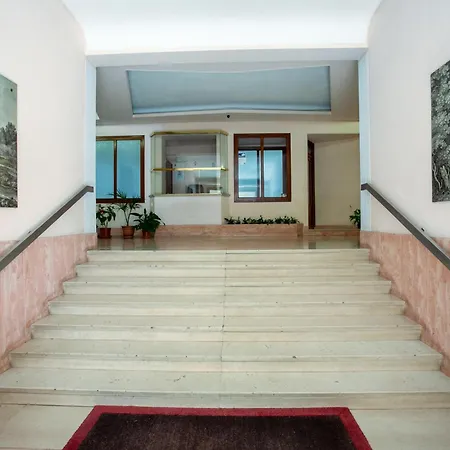 Perfetto Per Famiglie Accogliente E Spazioso A 15 Min Dalla Metro Apartment *