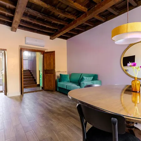 Trasteverehome - Giglio Piazza Farnese Apartment *