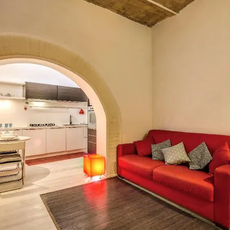 Romantic Navona Apartment Rome