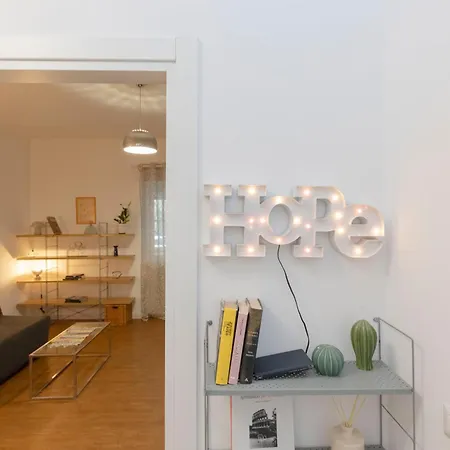 Enjoy Tiburtina - Cozy & Friendly Appartamento *