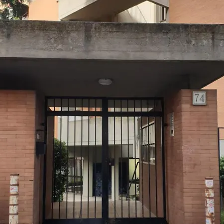 Apartment La Casa Delle Camelie Rome