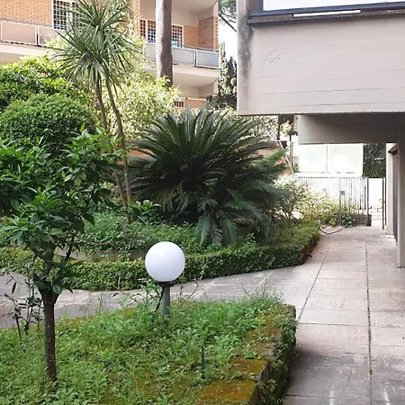 La Casa Delle Camelie Rome