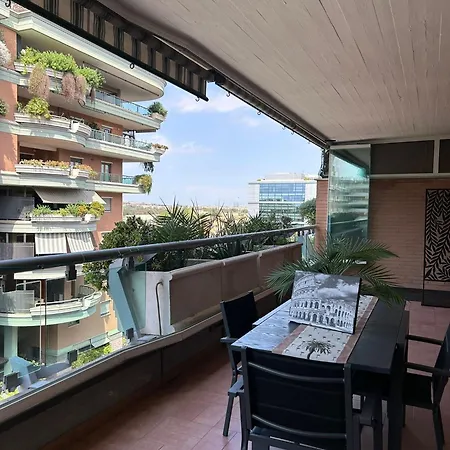 Eur Con Piscina Esterna Appartamento