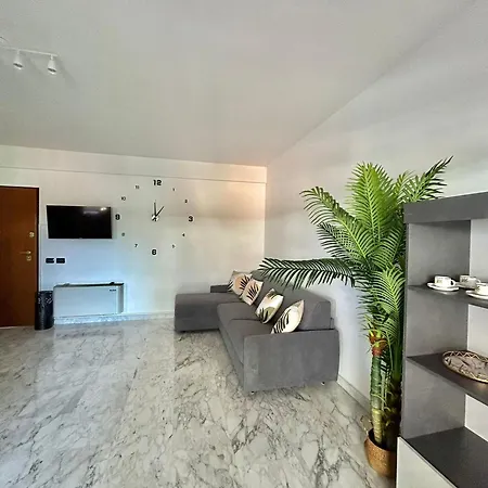 Apartment Eur Con Piscina Esterna Rome