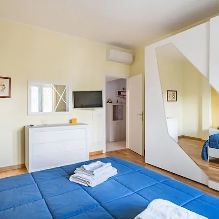 New And Beautiful House In The Heart Of * Rom