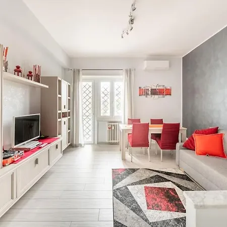 New And Beautiful House In The Heart Of Lägenhet Rom