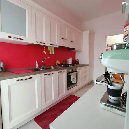 New And Beautiful House In The Heart Of Lägenhet Rom