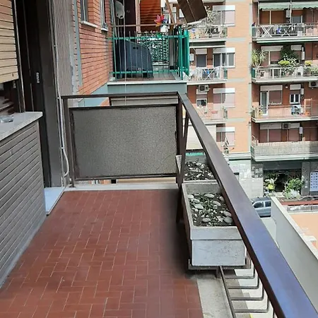 Alecatia 2 Apartment Rome