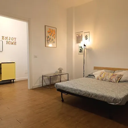 Enjoy Tiburtina - Cozy & Friendly Appartamento