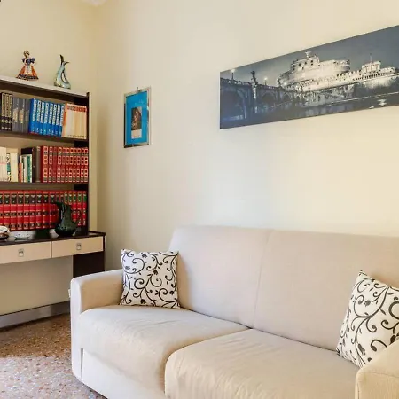 La Tua Casa Romana Casadei Roma