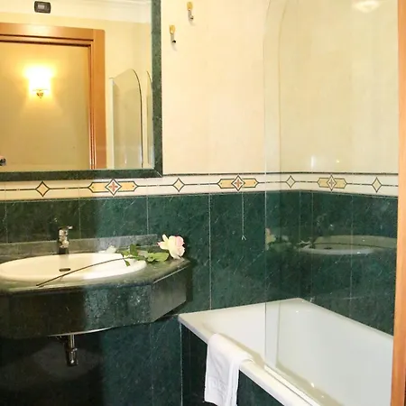 Mirage Hotel 3*