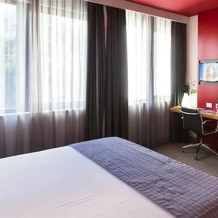 Pisana 4*