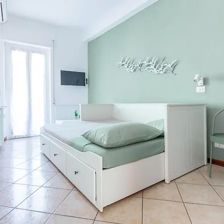 Σπίτι διακοπών Stylish & Cozy - 5 Star Location- Balcony - View