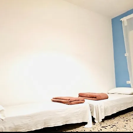 Baraka 24 Hostel *