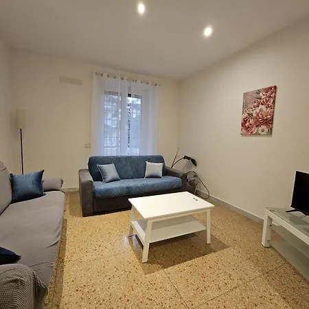 Apartment Be Your - Isabella Bright Rome