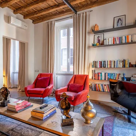 Apartment Fontanella Borghese Lux