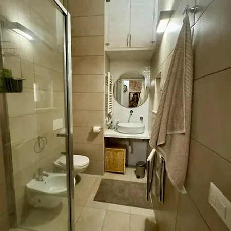 Casa Valenziani * Рим
