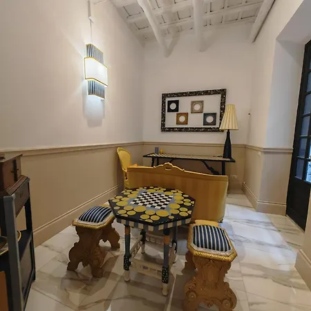 Cozy Luxury Pantheon