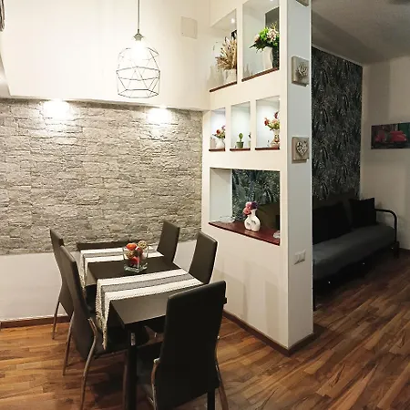 Viale Dei Re Di *
