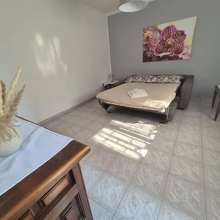 Apartment Acquedotto Claudio *