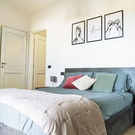 Residenza Dell Agrifoglio Apartment Rome