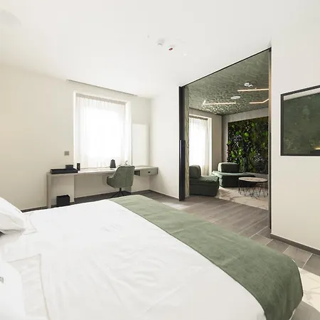 Tritone Luxury Piazza Del Popolo Bed & Breakfast Roma