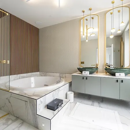Bed & Breakfast Tritone Luxury Piazza Del Popolo