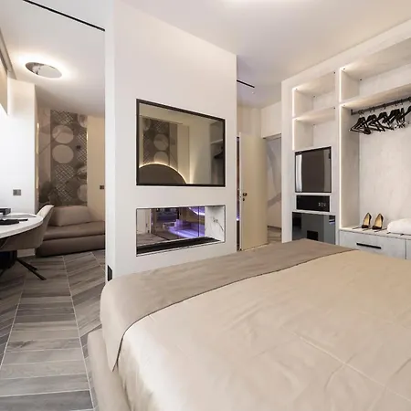 Bed & Breakfast Tritone Luxury Piazza Del Popolo