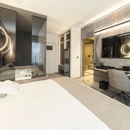Tritone Luxury Piazza Del Popolo Bed & Breakfast *